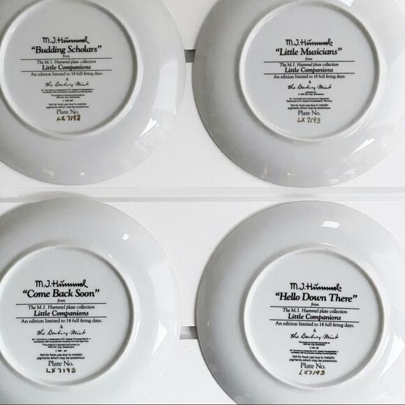 M.J. Hummel Lot of 9 Little Companions Danbury Mint Collectors Plates - Picture 8 of 10